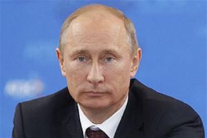 Путин обсудил “стремительно ухудшающуюся” ситуацию в Украине