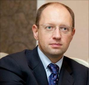 Яценюк: Украина никогда не объявит дефолт