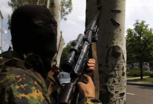 Под Донецком погибло 7 террористов и захвачен арсенал оружия