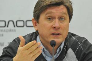 Нардеп: Абсолютное большинство депутатов не поддерживает отставку Яценюка