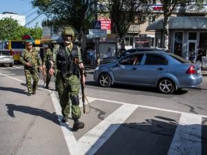 Жители Донецка, опасаясь крупномасштабных боевых действий, начали покидать город