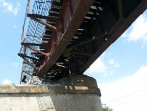 Военные саперы разминировали мост в Возрождении Донецкой области
