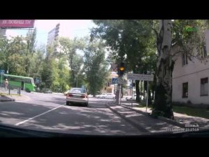 Дончане в шоке: несколько автобусов с боевиками промчались по улицам города – видео