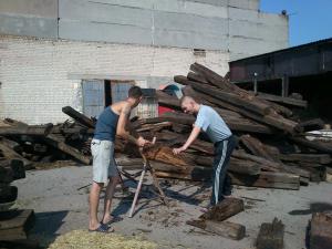 В запорожском исправительном центре заготовлено 16,4 т дров