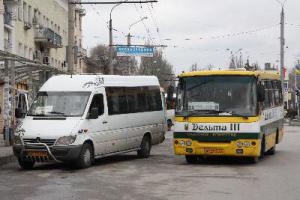 Запорожцы жалуются на грязь в маршрутках. Перевозчиков ждет санитарная проверка