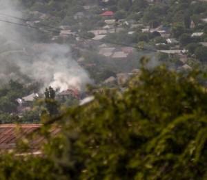 Под Донецком обстрел: мины взорвались у школ