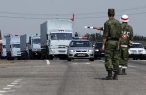 Российская колонна с «гуманитаркой» движется в сторону Луганска без разрешения Украины