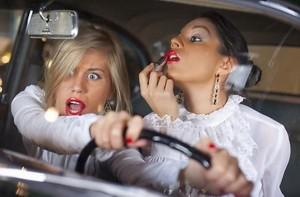 В Великобритании предлагают оборудовать отдельные полосы для женщин-водителей