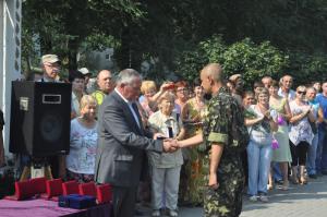 Глава Запорожского региона контролирует вопрос ремонта военной техники для АТО — фото