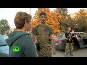 Антифашистские ополченцы дают интервью в освобожденном Иловайске - RT