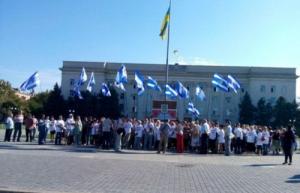 На Херсонщине вновь собрался митинг «за бутылку»