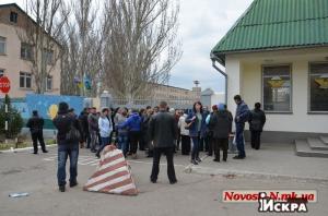 Блокирование воинской части в Николаеве закончилось — родители не смогли остановить армейскую колонну