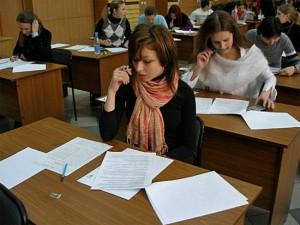 Более 13 тысяч человек учатся в мелитопольских школах