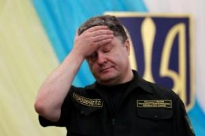 Reuters: Порошенко не может распрощаться с «конфетной империей» из-за ситуации в стране