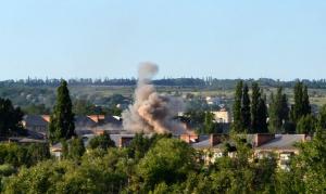 В Донецке слышны залпы и взрывы, погибли 2 человека