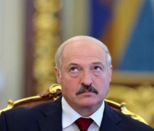 Лукашенко готов прислать своих миротворцев в Украину
