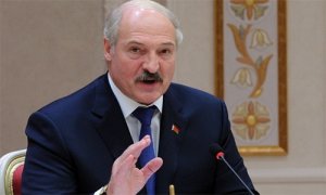 Лукашенко: заигрывание с националистами приводит к распаду государства