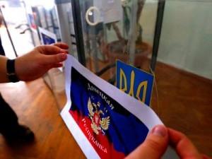 Pro-Russian rebels vote to set up a separatist leadership in eastern Ukraine