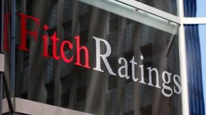 Fitch: Дешевая нефть и высокие ставки ЦБ обеспечат рецессию российской экономике в 2015 году