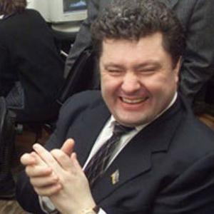 Порошенко дал украинское гражданство трем кандидатам в министры