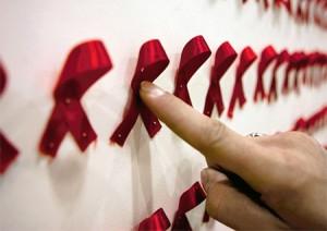 Ученые из Оксфорда сообщили о мутации и ослаблении ВИЧ