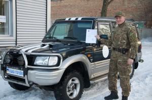 Активисты «Честного Запорожья» передали внедорожник бойцам 37-го батальона