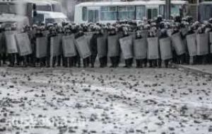 Режим ЧП на Украине: спецслужбы и военные получат неограниченные права