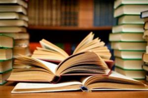 Дорогое образование: Все учебники для украинских школьников будут покупать родители