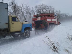 Запорожские спасатели просят граждан воздержаться от поездок из-за плохих погодных условий