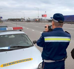 В Запорожье будут судить инспектора ГАИ за взятку в 3 тысячи гривен