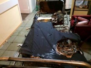 В киевском медучреждении пациент устроил пожар, лежа на больничной койке