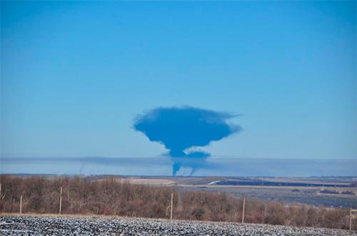 Ополченцы накрыли крупный склад боеприпасов в дебальцевском котле