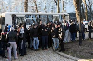 Аваков: «Титушкам» выдавали оружие со складов МВД (Фото, Видео)