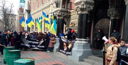В Киеве избили «онижедетей» финансовых