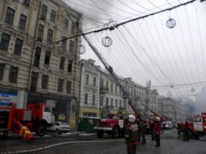 В Киеве ликвидирован пожар по ул. Б.Хмельницкого: устанавливается сумма убытков