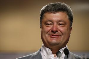 Порошенко не дал ограничить зарплаты чиновникам и депутатам