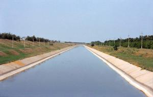 Авария на водопроводе лишила жителей Бердянска днепровской воды