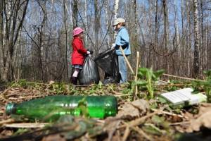 Около 7000 запорожцев приняли участие в уборке города