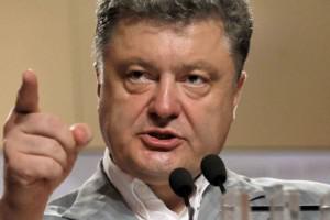 В Украине могут арестовать и премьера, и президента, — Порошенко