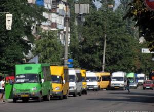 В поминальные дни запорожцев подвезет дополнительный транспорт