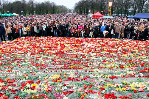 Минкультуры Латвии не понимает, почему молодежь празднует День Победы