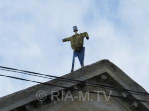 В Мелитополе хулиганы продолжили вешать чучела