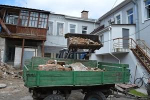 Мелитопольцам, у которых разрушился дом, окажут материальную помощь