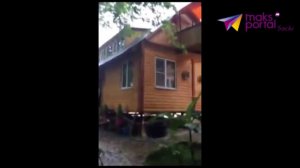 Во время наводнения в Сочи смыло два частных дома (Видео)