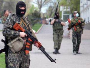 Штаб: Боевики за сутки более 90 раз обстреляли позиции украинских военных