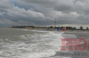 Пропавшего мужчину в Азовском море так и не нашли