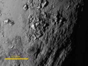 На Плутоне нашли гору из водяного льда