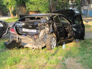 В Запорожской области военный грузовик въехал в авто с женщиной и ребенком