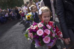 Россия: Экономический кризис ударил по школьникам и их родителям