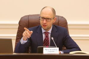 Яценюк заявил, что отберет диппаспорта у депутатов, которые не проголосуют за безвизовый режим